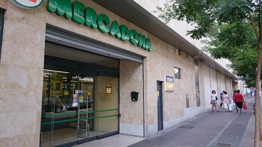 Supermercado Mercadona en P.2canalejas, 79, Salamanca