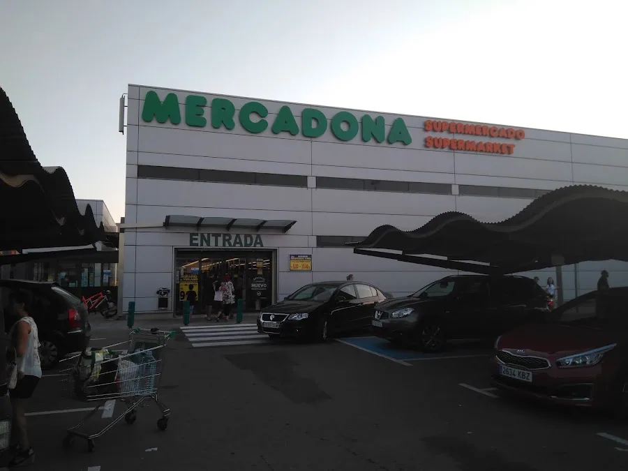 Supermercado Mercadona en Avenida de la Unión, 72 (c.c. Molino Plaza), San Javier