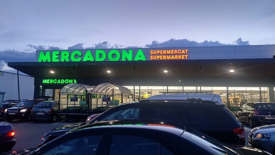 Supermercado Mercadona en Calle Girona, Sant Feliu de Guíxols