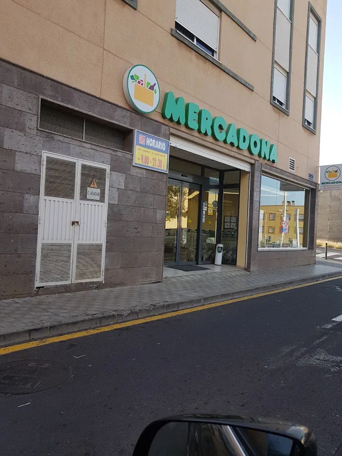 Supermercado Mercadona en Calle Comadrona Dolores Dabán, Santa Cruz de Tenerife
