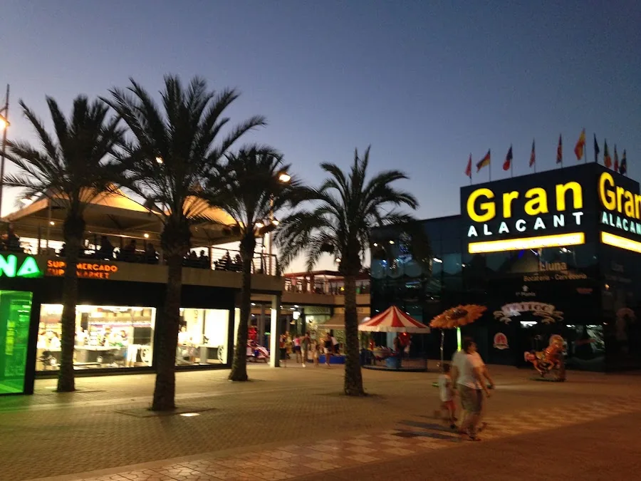 Supermercado Mercadona en Avenida de Finlandia, 17 (c.c.gran Alacant), Santa Pola