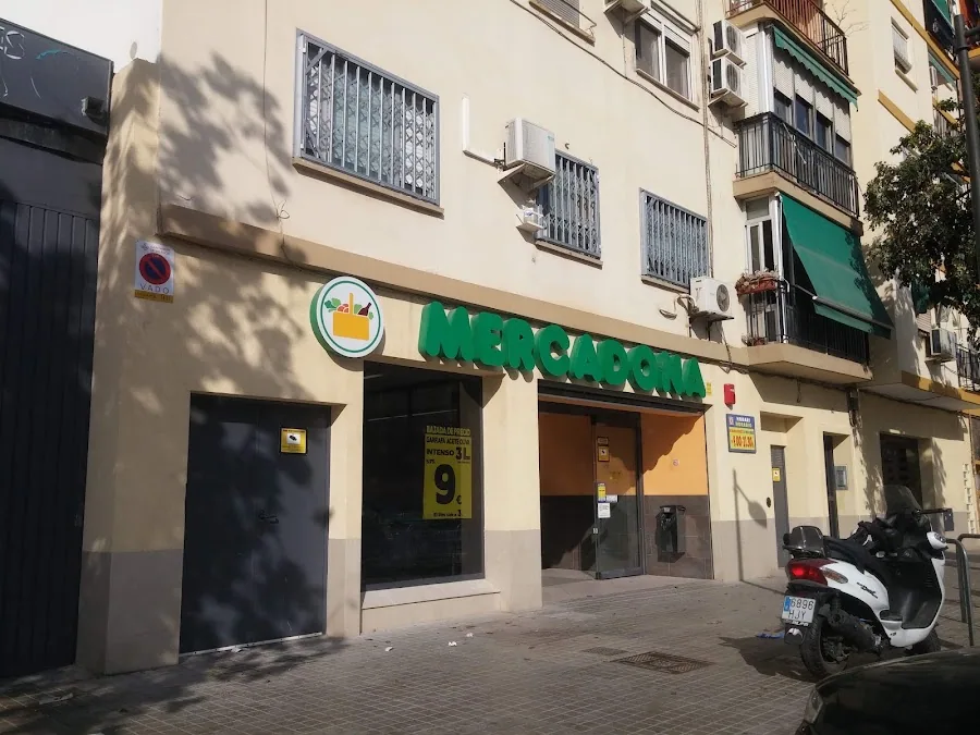 Supermercado Mercadona en Calle Doctor Nicasio Benlloch, 72, Valencia