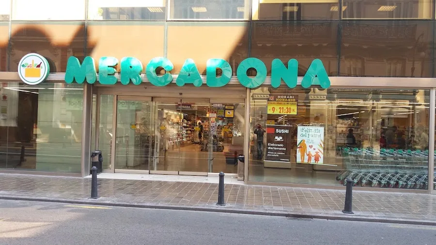 Supermercado Mercadona en Calle Roger de Lauria, 19, Valencia