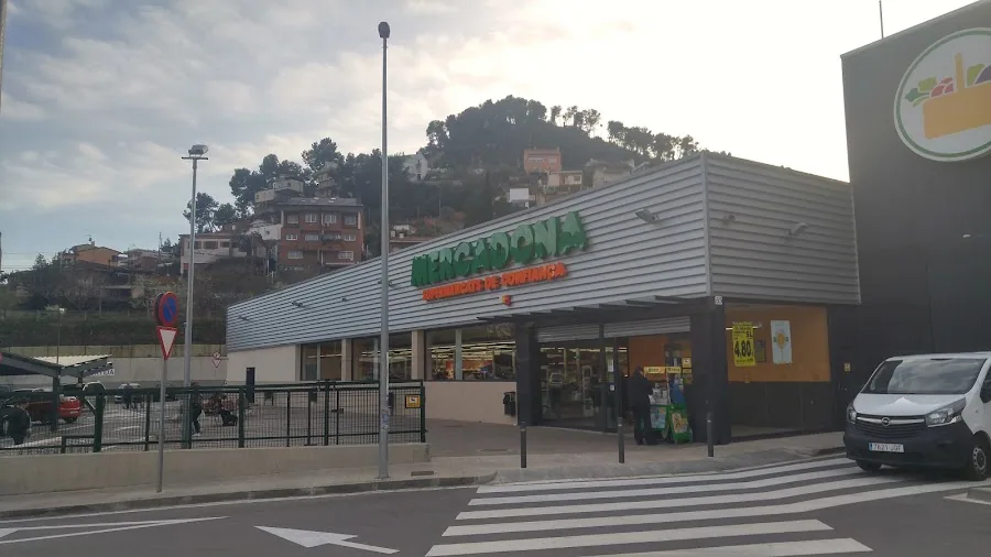 Supermercado Mercadona en Calle Major, 85, Vallirana