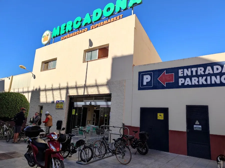 Supermercado Mercadona en Calle Mar Tirreno, s/n, Vélez-Málaga
