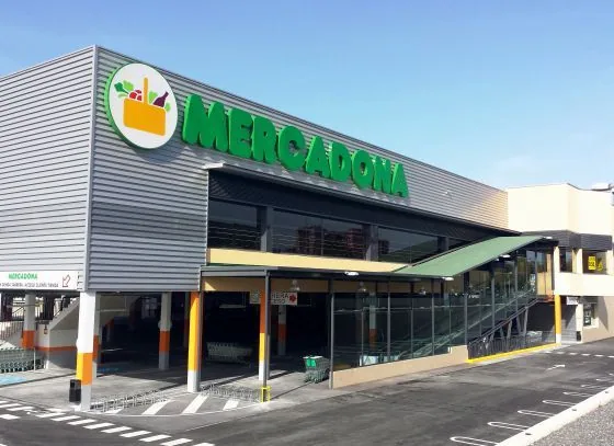 Supermercado Mercadona en Calle Dússeldorf, 8, Vitoria-Gasteiz