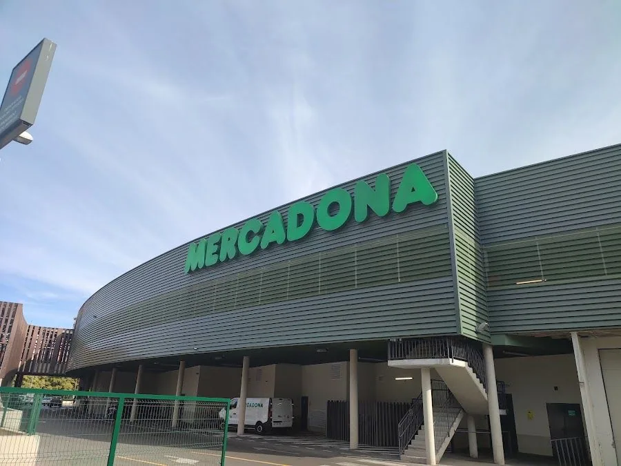 Supermercado Mercadona en Calle Sierra de Andia, 10, Vitoria-Gasteiz