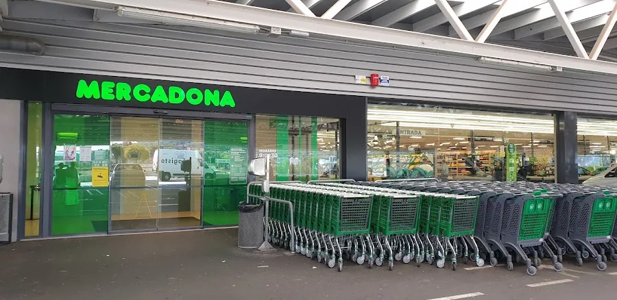 Supermercado Mercadona en Barrio Parque Empresarial, 65, Xinzo de Limia